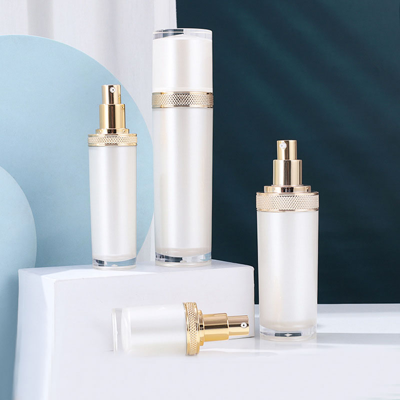 Bouteille en acrylique/plastiq - Essence Serum Toner avis et prix